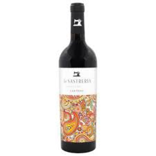 La Sastrebia Crveno woy 18 0,75l.